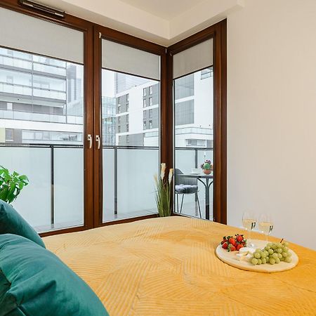 Cozy Family Apartments With Balcony Near Zlote Tarasy Варшава Екстер'єр фото