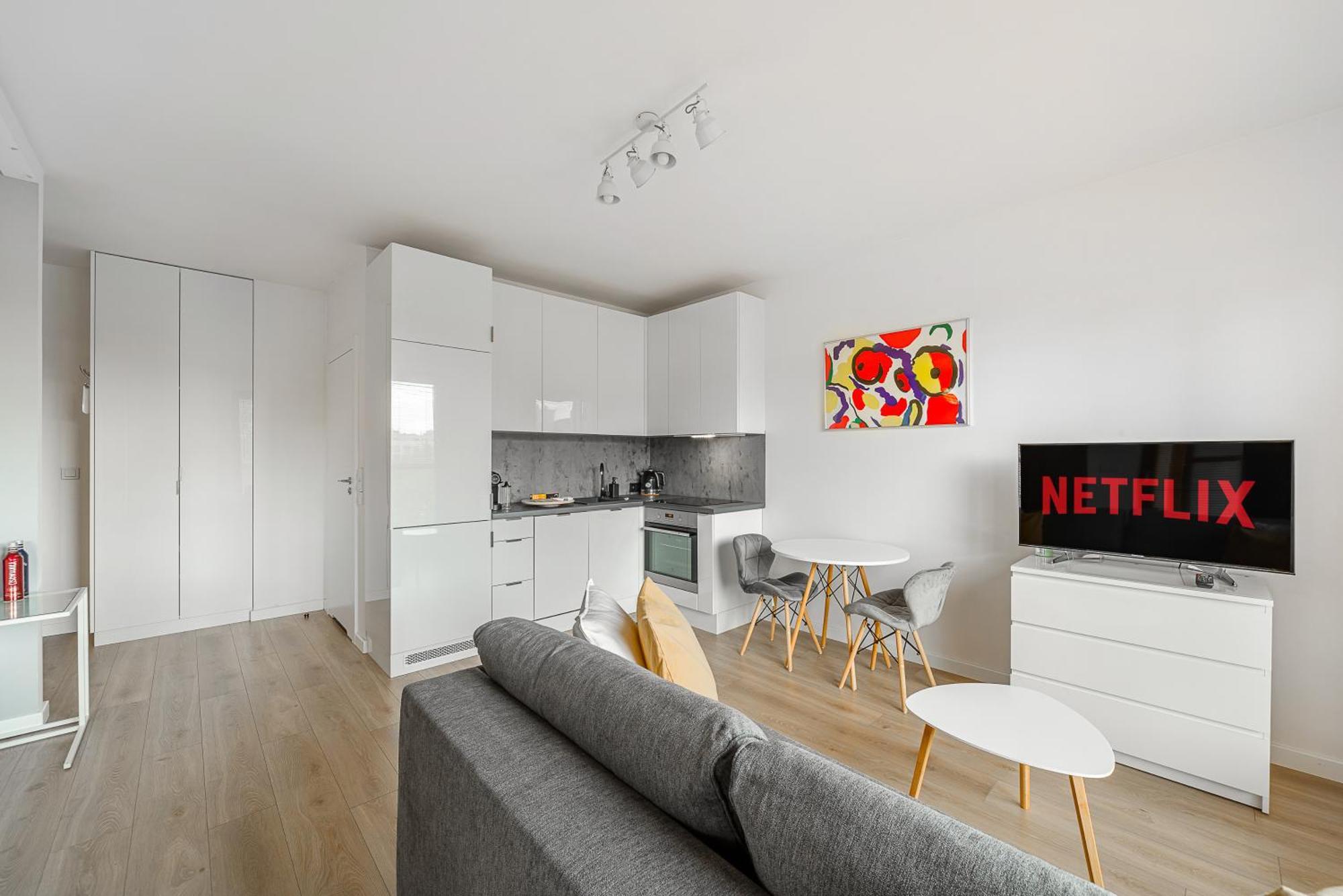 Cozy Family Apartments With Balcony Near Zlote Tarasy Варшава Екстер'єр фото