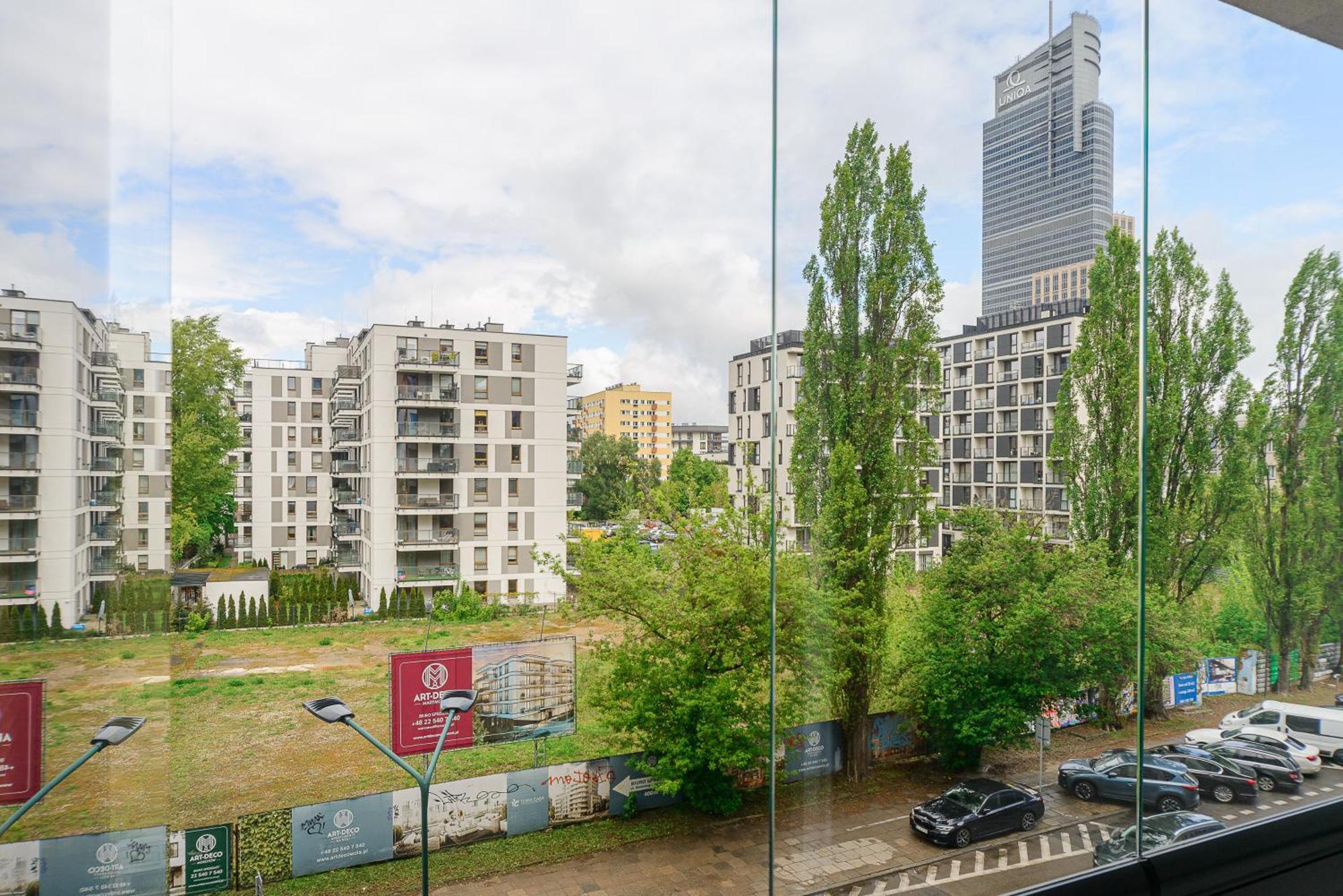 Cozy Family Apartments With Balcony Near Zlote Tarasy Варшава Екстер'єр фото
